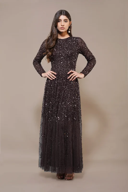 Casual outfits that elevate your style Sila Long Sleeve Embellished Maxi Dress in Coffee Brown Casual outfits that elevate your style Sila Long Sleeve Embellished Maxi Dress in Coffee Brown