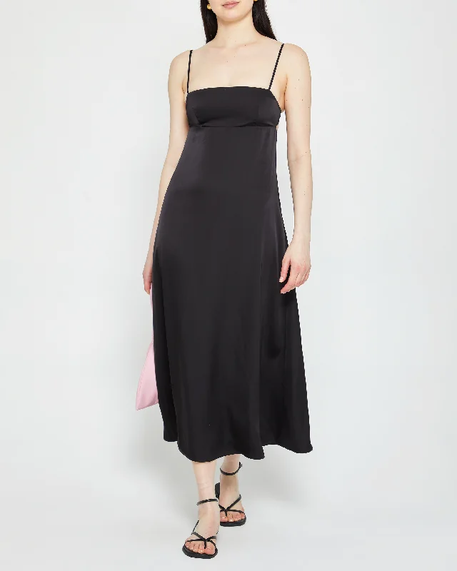 Step up your style with trendy women’s clothing   Charras Dress