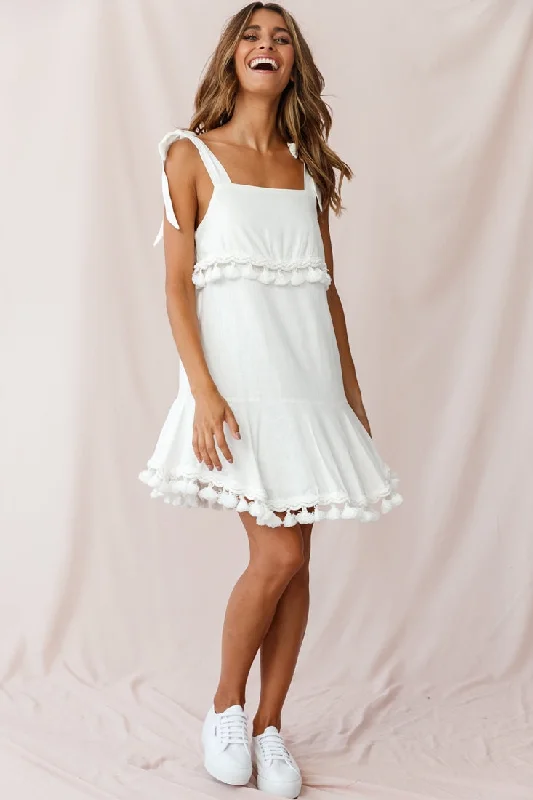 Designer-inspired women’s fashion at affordable prices Sirocco Tassel Trim Tied Shoulder Dress White Designer-inspired women’s fashion at affordable prices Sirocco Tassel Trim Tied Shoulder Dress White