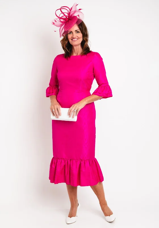 Comfortable yet stylish outfits for women on the go   Fee G Frill Trim Abstract Design Midi Dress, Pink