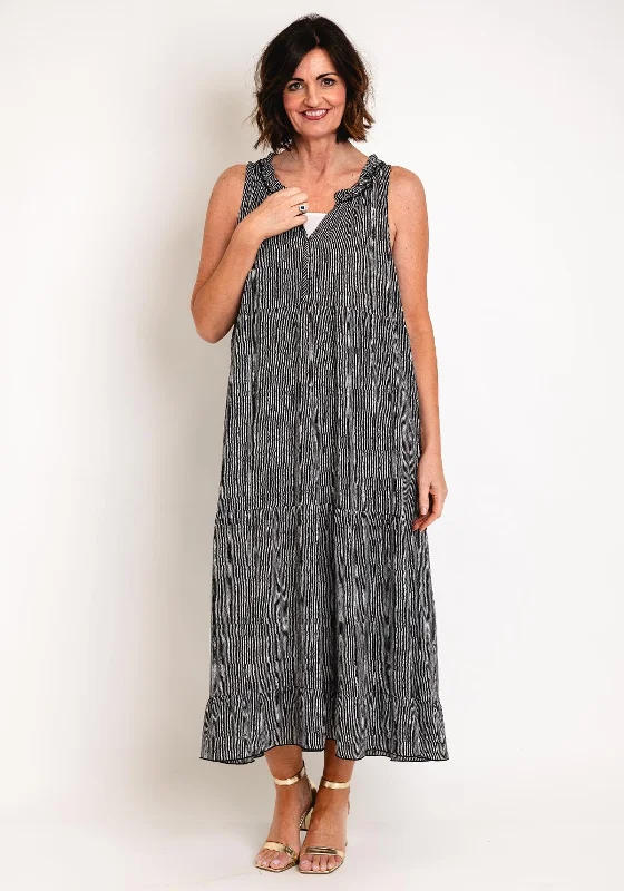 Elevate your look with premium women’s wear Malissa J One Size Frill Neck Tiered Maxi Dress, Black Elevate your look with premium women’s wear Malissa J One Size Frill Neck Tiered Maxi Dress, Black