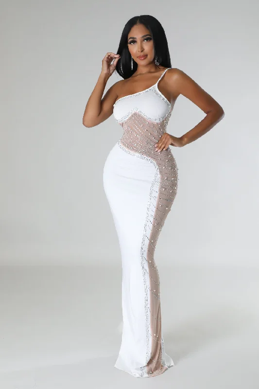 Luxurious fabrics and modern designs for women   Rasha Dress
