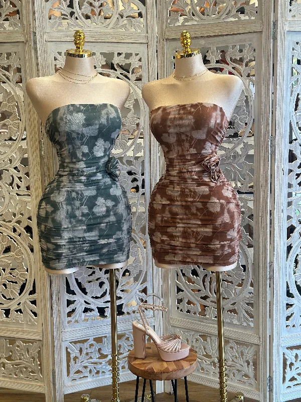 Uncover unique pieces for your perfect wardrobe   Strapless Floral Detail Mini Dress- Stretchy, Estira