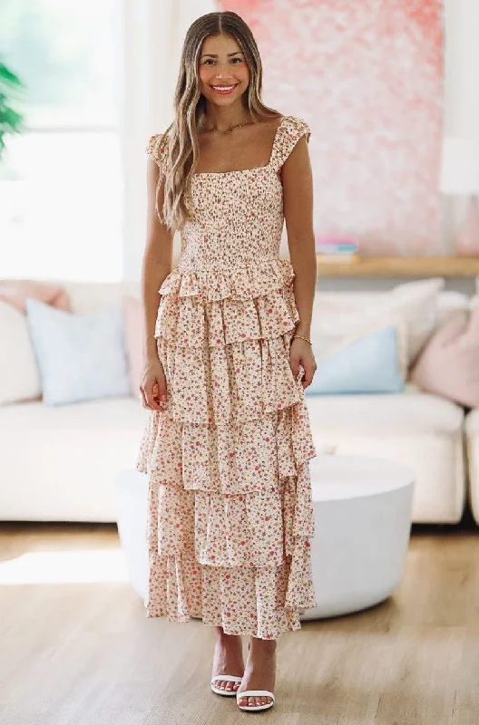 A perfect wardrobe for fashionable women Summer Skies Floral Maxi - Ivory and Orange A perfect wardrobe for fashionable women Summer Skies Floral Maxi - Ivory and Orange