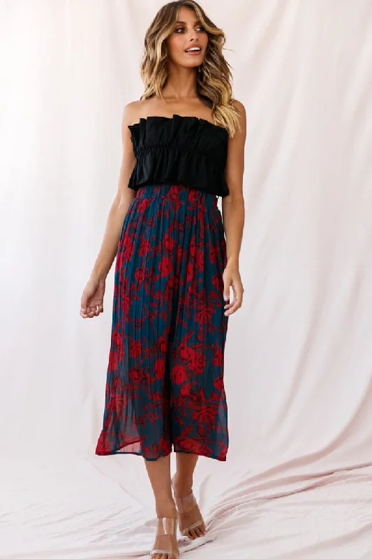 Women’s clothing that combines comfort and style   Thea Ruffle Crop Top Black