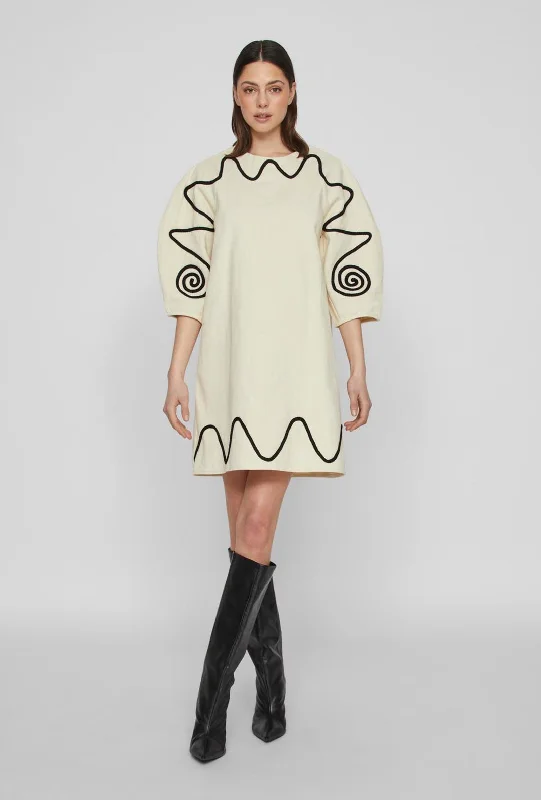 Everyday essentials for a stylish wardrobe Vila Sada Embroidered Cotton Mini Dress, Cloud Dancer Everyday essentials for a stylish wardrobe Vila Sada Embroidered Cotton Mini Dress, Cloud Dancer