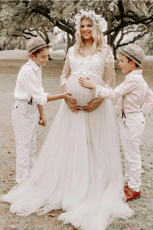 Casual outfits that elevate your style   3/4 Sleeves Lace Maternity Dress for Photoshoot Tulle Skirt