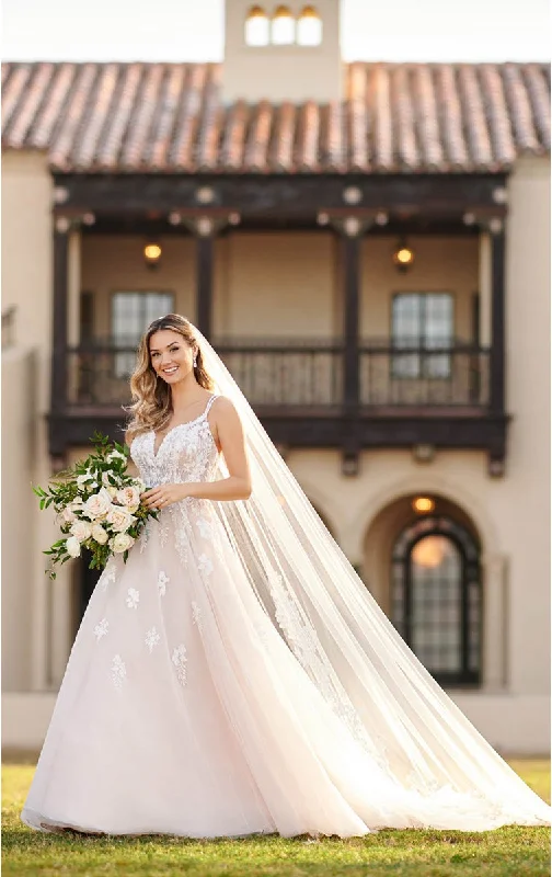 Look and feel your best in our women’s wear   7156