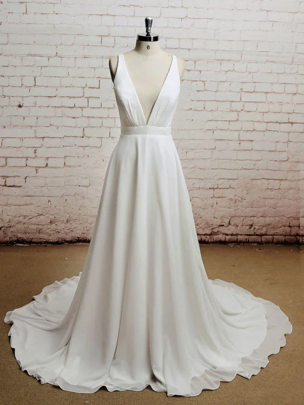 A perfect wardrobe for fashionable women Boho Chiffon Wedding Dress with Plunging Neckline | EE3010 A perfect wardrobe for fashionable women Boho Chiffon Wedding Dress with Plunging Neckline | EE3010