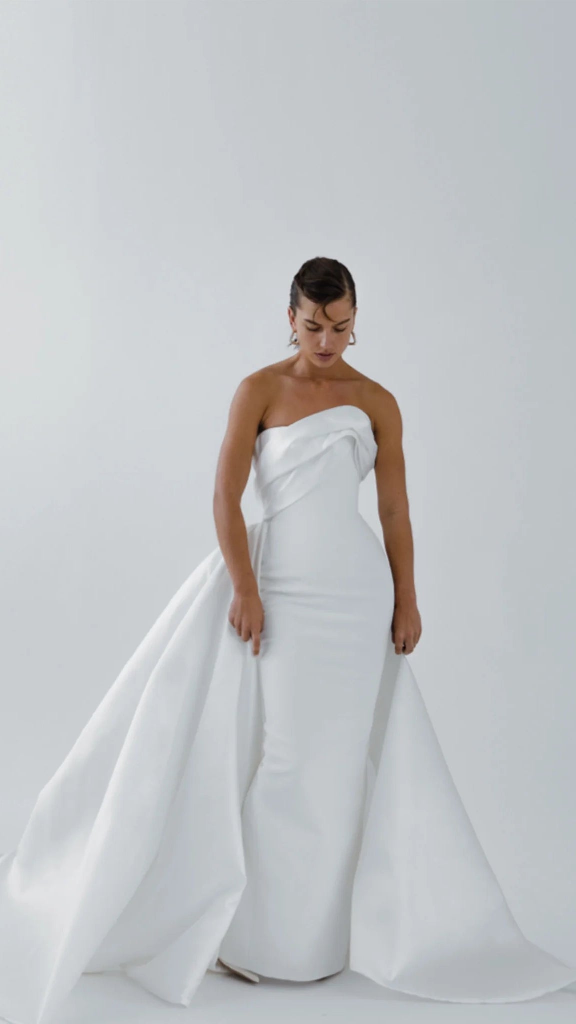 Get noticed with eye-catching women’s fashion   Easton