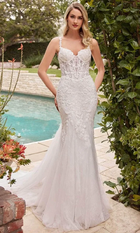 Effortlessly chic outfits for the modern woman   Ladivine CDS432W - Lace Sleeveless Bridal Gown