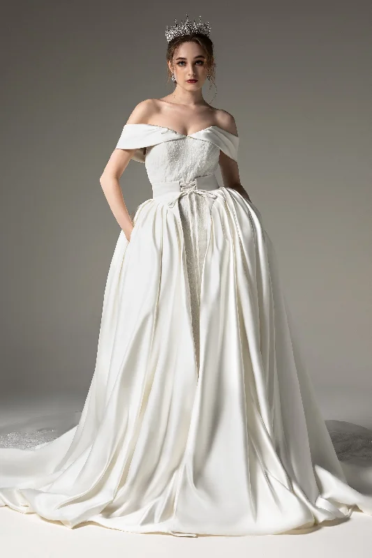 Women’s clothing that fits your personality and style   Princess Chapel Train Satin Wedding Dress CW2512