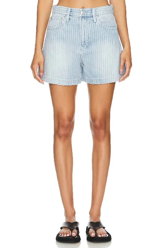 Fashionable, yet affordable women’s apparel   Saige Shorts In Canopy Stripe