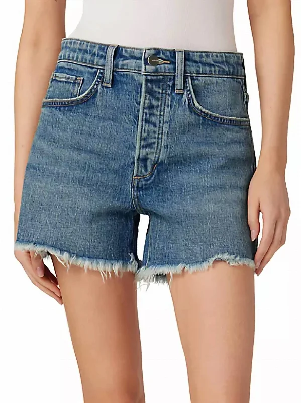 Bold fashion choices for the confident woman The Jessie Frayed Denim Shorts In Not Your Babe Bold fashion choices for the confident woman The Jessie Frayed Denim Shorts In Not Your Babe