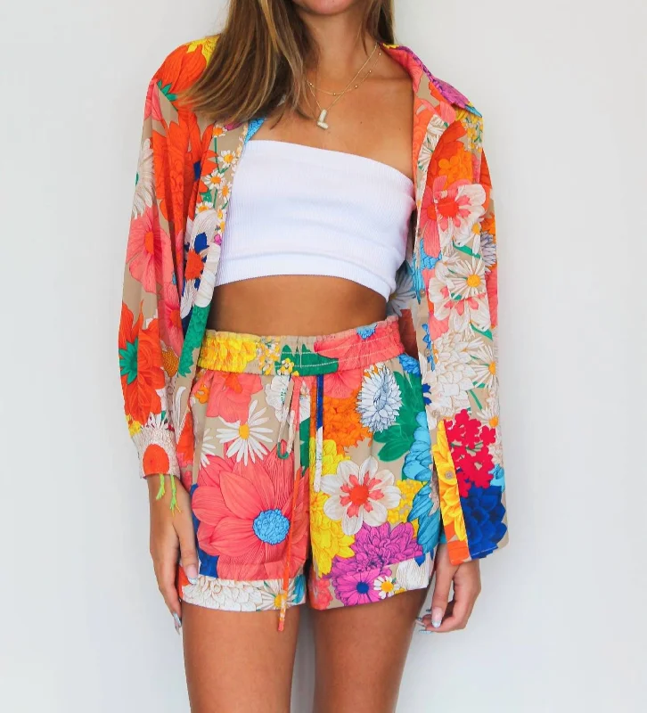 Designer-inspired women’s fashion at affordable prices Tropical Floral Drawstring Short In Multi Designer-inspired women’s fashion at affordable prices Tropical Floral Drawstring Short In Multi