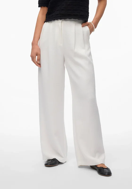 Find your perfect fit with stylish women’s clothing   Vero Moda Janessa High Rise Trousers, White
