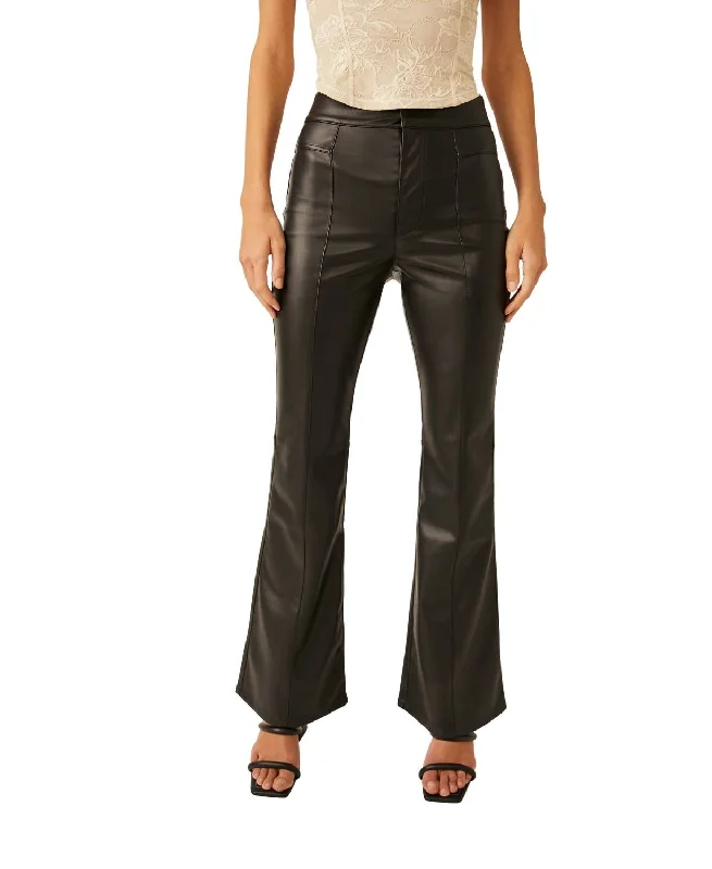 Stylish plus-size clothing for women We The Free Uptown High-Rise Vegan Pants In Black Stylish plus-size clothing for women We The Free Uptown High-Rise Vegan Pants In Black