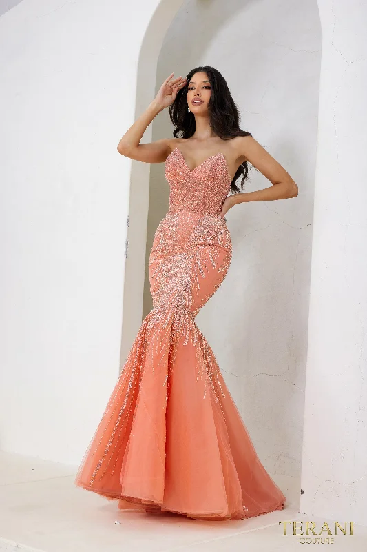Stylish clothing designed to flatter every woman   Terani Couture 241P2171