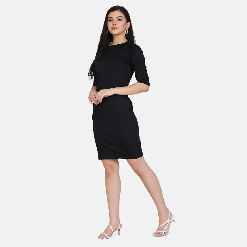 Women’s fashion that reflects your personality   Black Cotton Stretch Knee Length Sheath Dress
