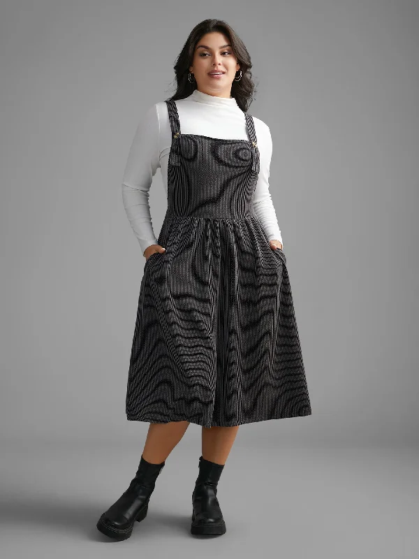 Bold, confident, and stylish women’s clothing   Texture Square Neck Midi Dress