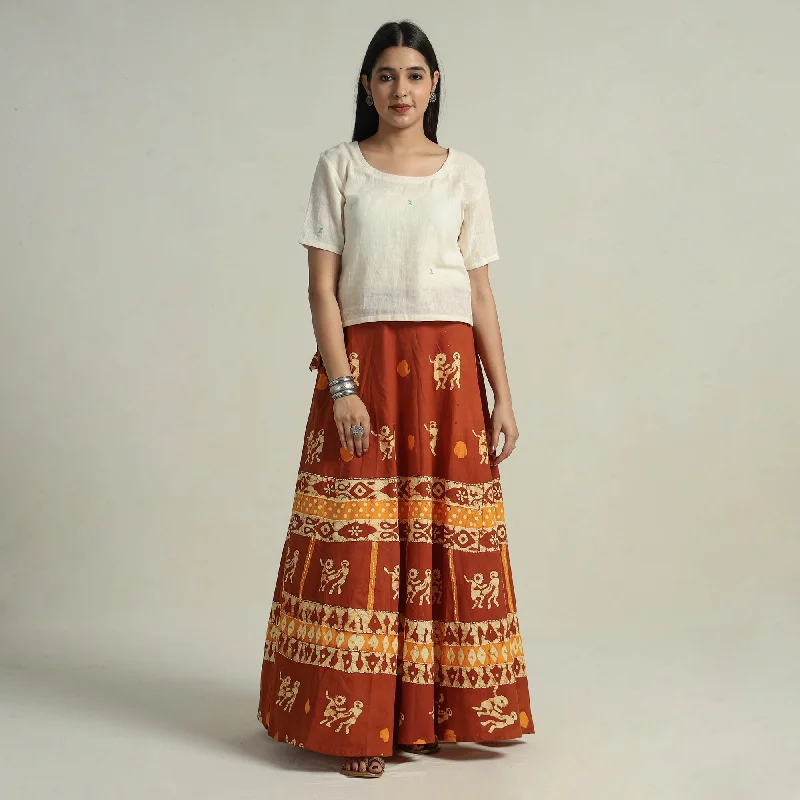 Iconic women’s outfits that never go out of style Brown - Hand Batik Printed Running Stitch Cotton Long Skirt 18 Iconic women’s outfits that never go out of style Brown - Hand Batik Printed Running Stitch Cotton Long Skirt 18