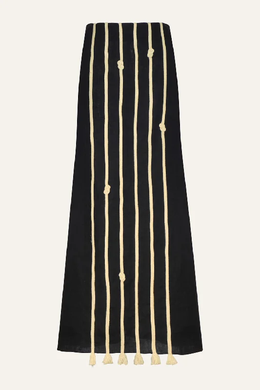 Women’s clothing that fits your personality and style   Bucanera Skirt