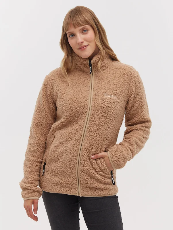 Bold fashion choices for the confident woman   Edition Fleece Funnel Zip-Up