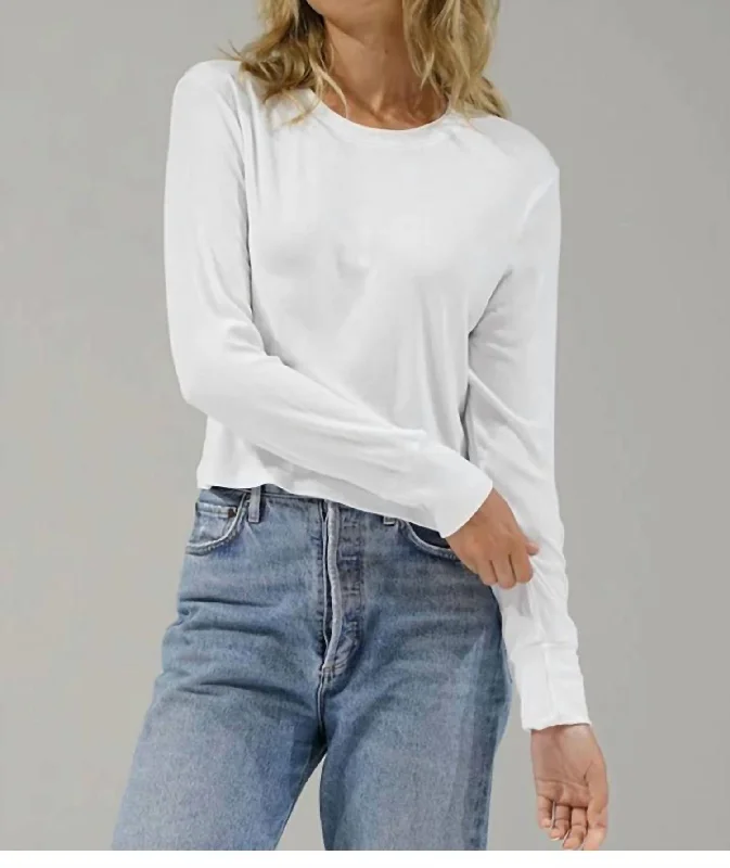 Refresh your wardrobe with stylish women’s outfits Long Sleeve Ribbed Crew Top In White Refresh your wardrobe with stylish women’s outfits Long Sleeve Ribbed Crew Top In White