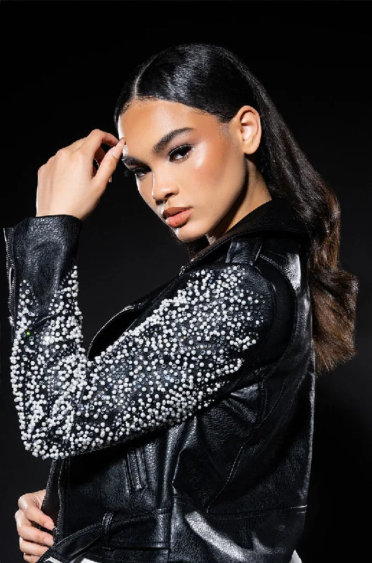 Comfortable yet stylish outfits for women on the go PEARL SHELLS ARM EMBELLISHED MOTO Comfortable yet stylish outfits for women on the go PEARL SHELLS ARM EMBELLISHED MOTO