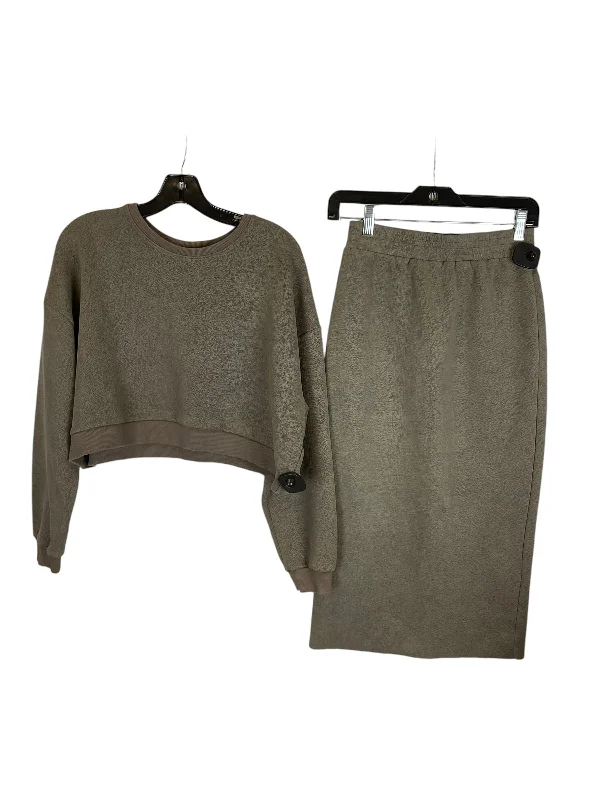 Timeless women’s fashion for any occasion Skirt Set 2pc By Mustard Seed In Green, Size: S Timeless women’s fashion for any occasion Skirt Set 2pc By Mustard Seed In Green, Size: S