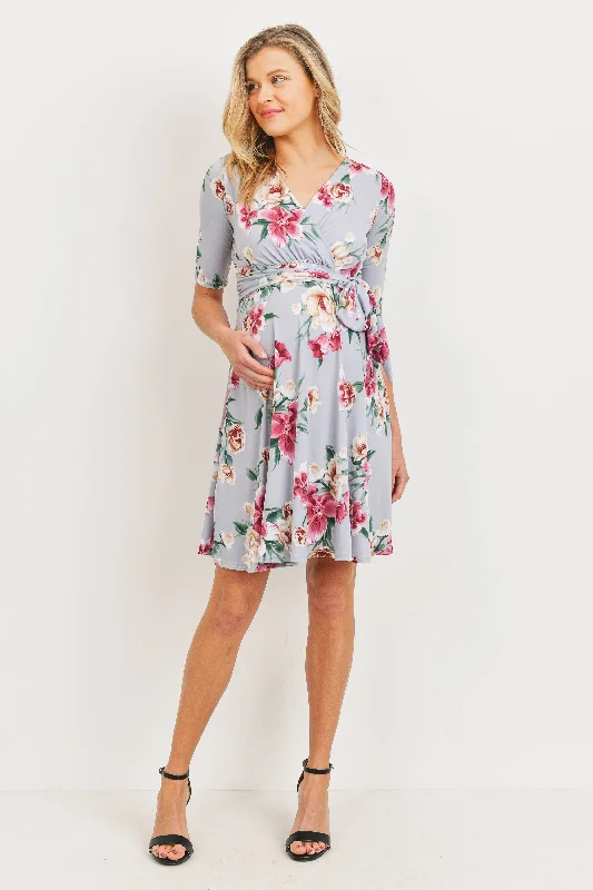 Everyday essentials for a stylish wardrobe   Floral side Tie V-Neck Maternity Dress