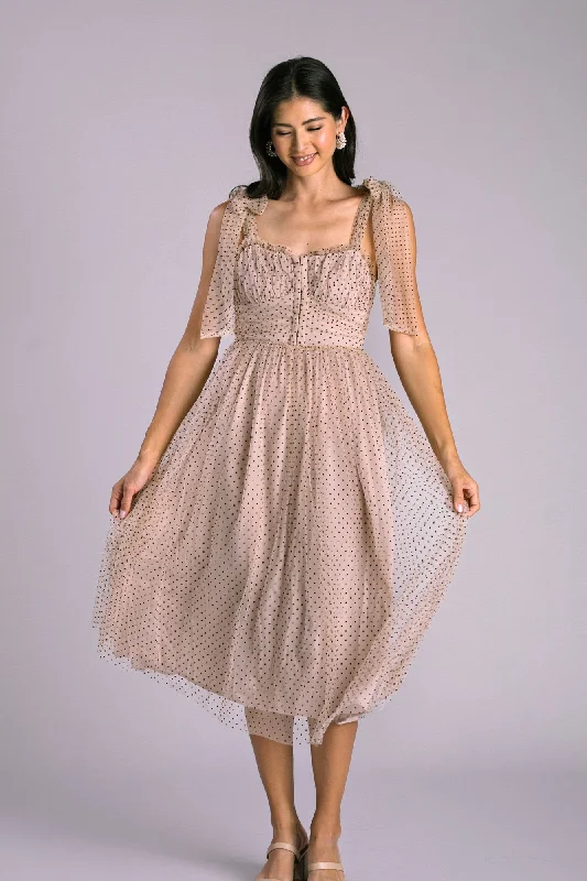Versatile fashion for every type of woman   Georgina Tulle Midi Dress
