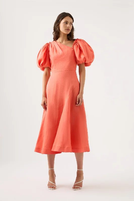 A perfect wardrobe for fashionable women   Maia Off Shoulder Midi Dress