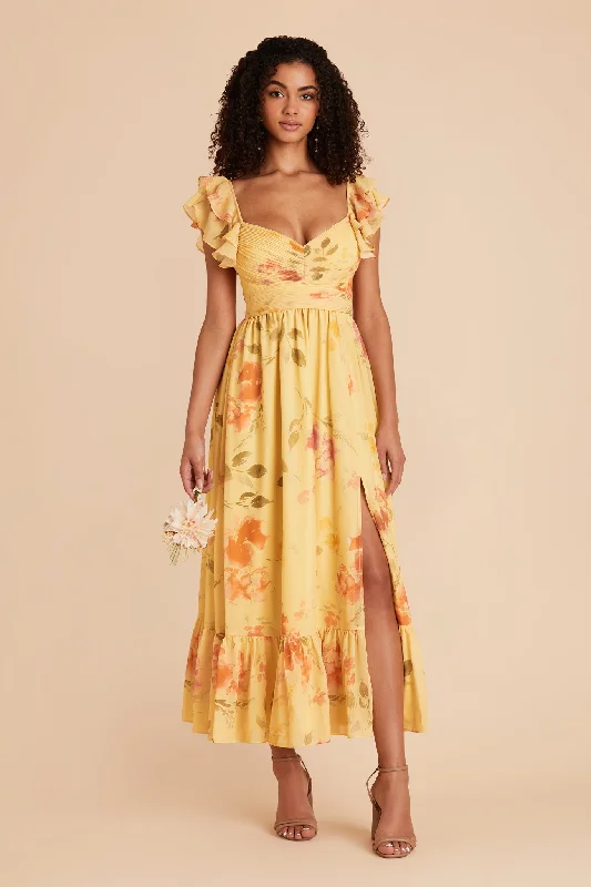 Sporty-chic women’s apparel for active lifestyles Michelle Chiffon Dress - Pale Yellow Rococo Floral Sporty-chic women’s apparel for active lifestyles Michelle Chiffon Dress - Pale Yellow Rococo Floral