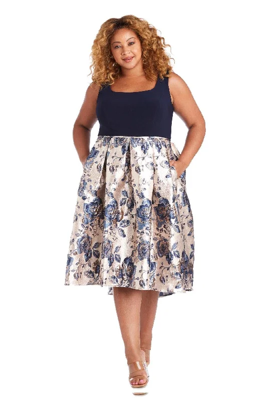 Cozy women’s clothing for the colder months R&M Richards 7163W Plus Size Formal Dress Cozy women’s clothing for the colder months R&M Richards 7163W Plus Size Formal Dress