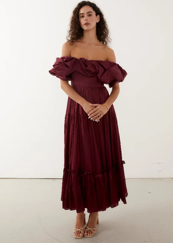 Casual yet chic women’s outfits for work or play   Zoey | Burgundy