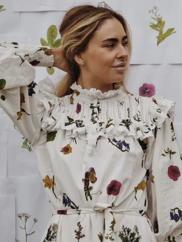 Effortlessly chic fashion for today’s woman   100% RECYCLED COTTON - CLOTHILDE DRESS GARDEN BOTANIC