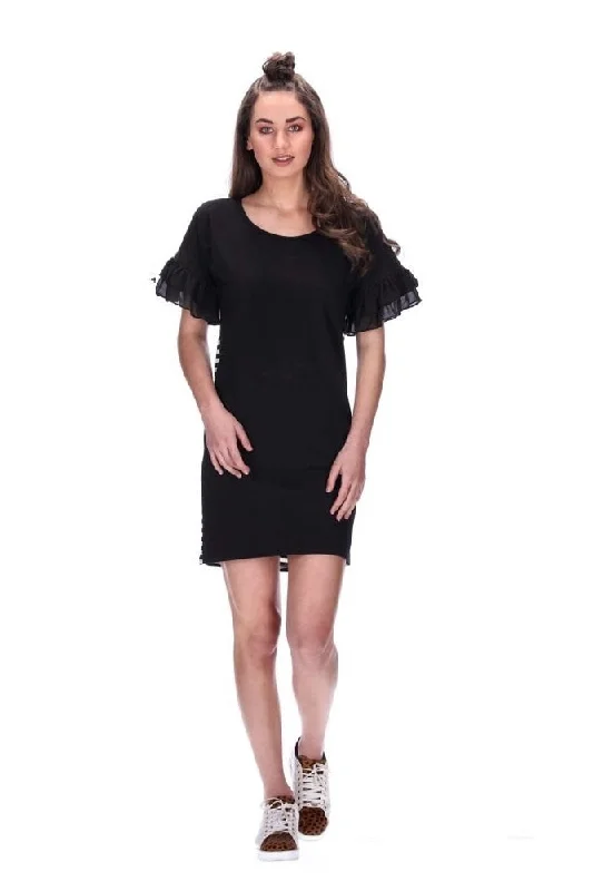 Chic, modern looks for the stylish woman   Naomi Dress Black/Stripe