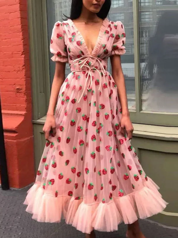 Uncover unique pieces for your perfect wardrobe   New women's French strawberry two-color sequined long skirt mesh strappy pleated dress