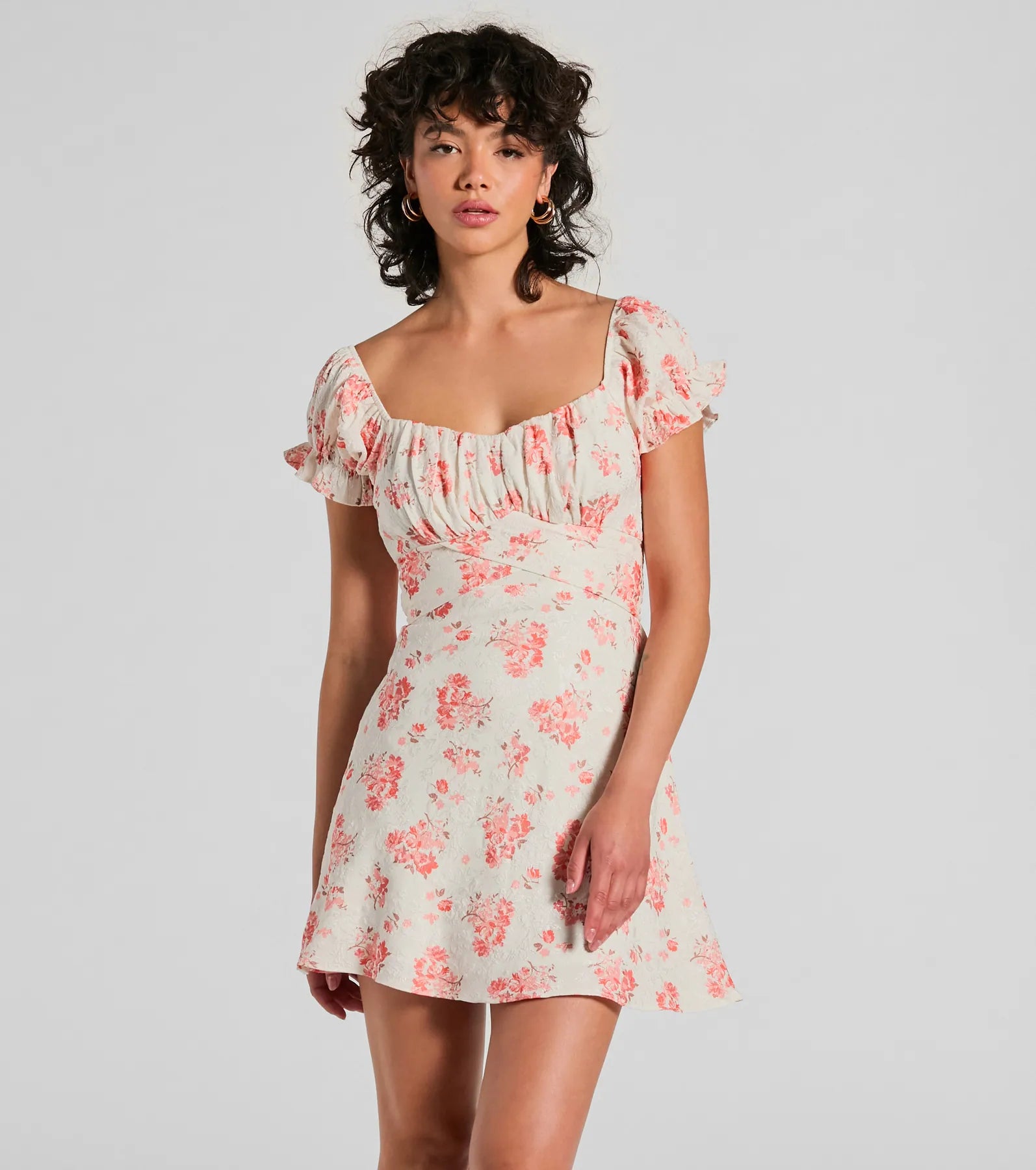 Refresh your wardrobe with trendy women’s apparel Sure To Adore Puff Sleeve A-Line Short Floral Dress Refresh your wardrobe with trendy women’s apparel Sure To Adore Puff Sleeve A-Line Short Floral Dress