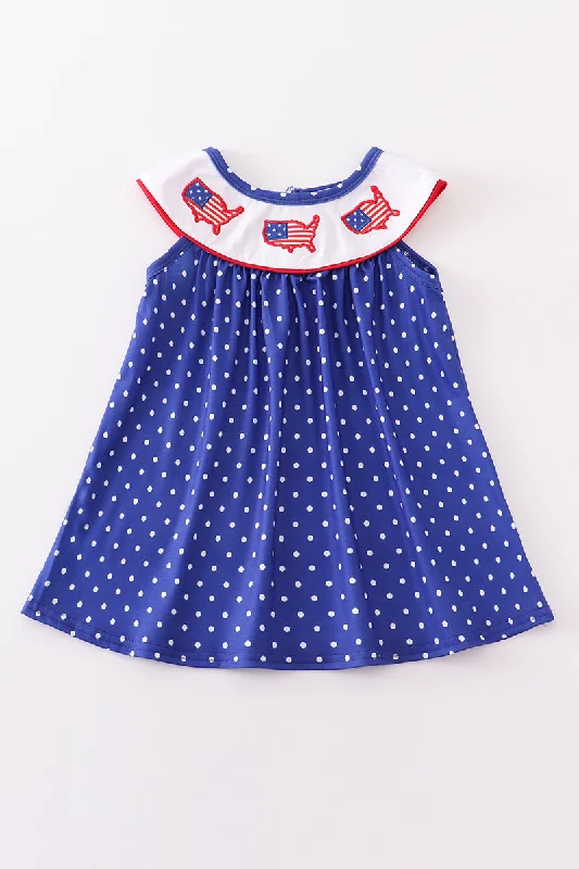 Soft, breathable fabrics for fashionable women Blue patriotic flag applique dot dress Soft, breathable fabrics for fashionable women Blue patriotic flag applique dot dress