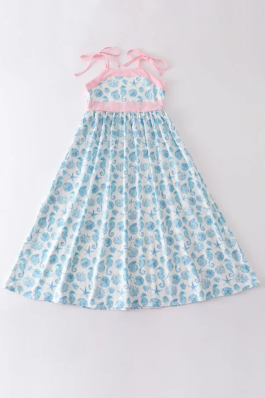 Versatile outfits to transition from day to night Marine creature print woman dress Versatile outfits to transition from day to night Marine creature print woman dress