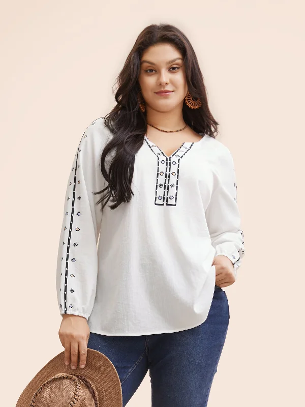 Elegant casual clothing for modern women   Bandana Notched Collar Slit Hem Blouse