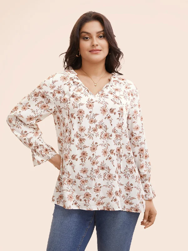 Perfect fashion pieces for the busy woman   Floral Tie Knot Ruffle Trim Blouse