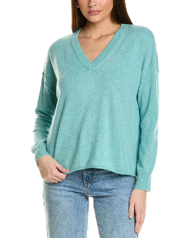 Timeless women’s fashion for any occasion   Collaboration Grace V-Neck Cashmere Sweater