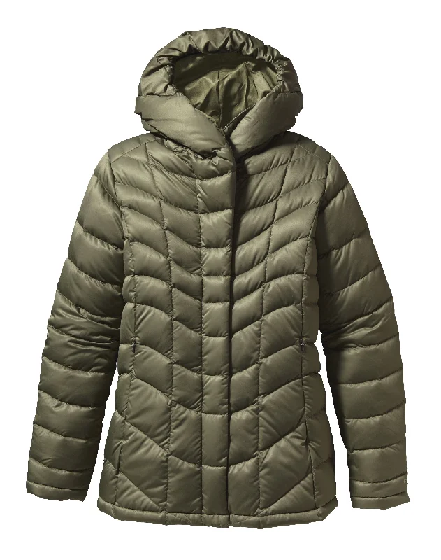 Step up your style with trendy women’s clothing   W's Downtown Loft Jacket