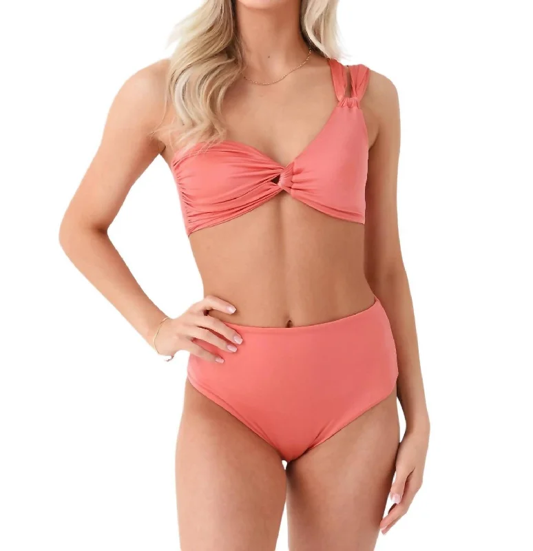 Find your perfect fit with stylish women’s clothing   Caan Bikini Set In Fiaba Pink