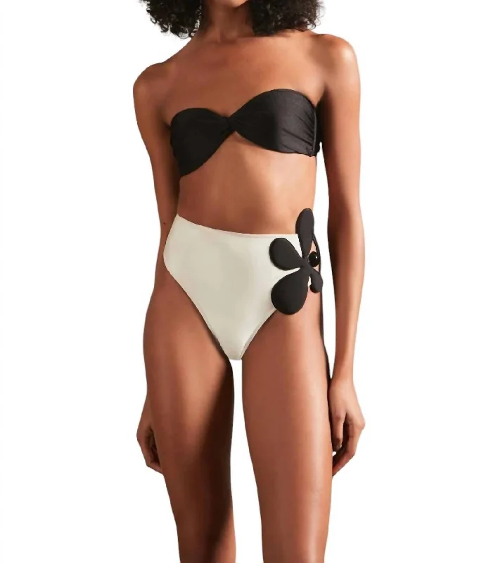Feminine fashion to express your unique style Floral High Leg Strapless Bikini Set In Off White/black Feminine fashion to express your unique style Floral High Leg Strapless Bikini Set In Off White/black